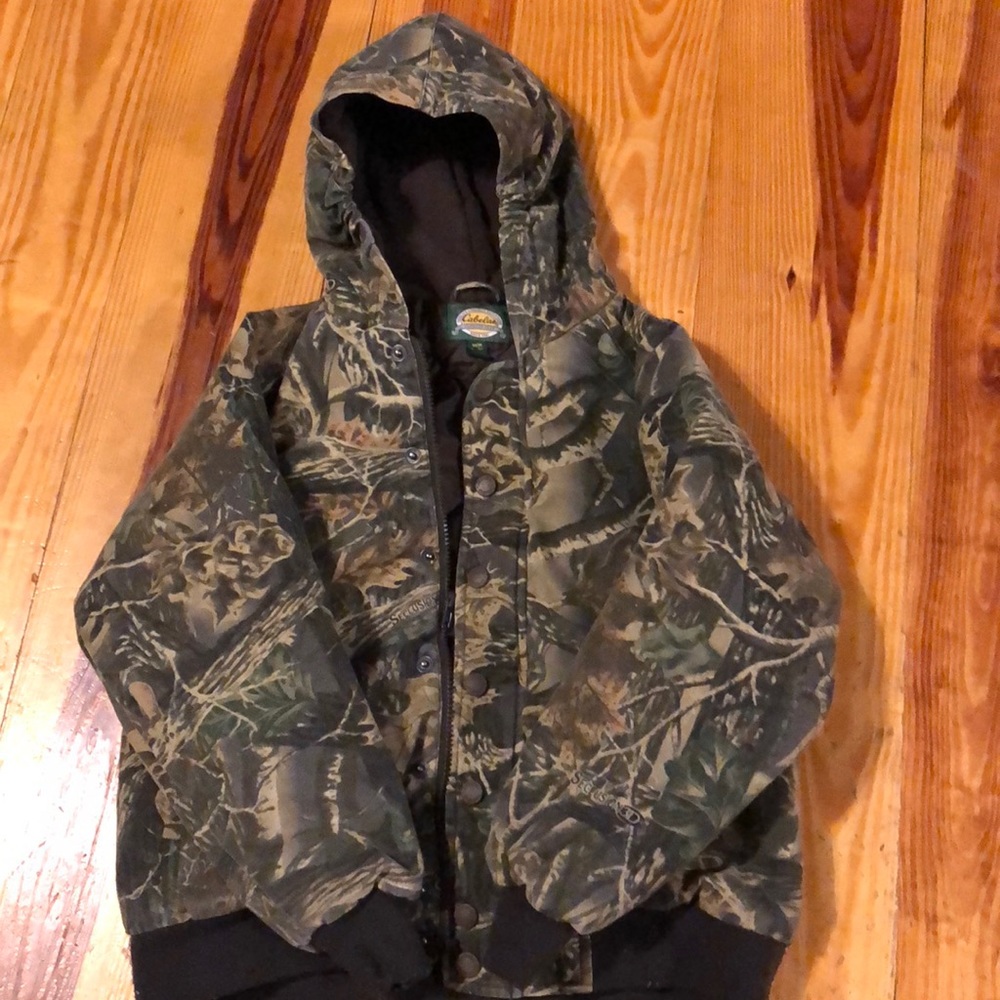 Youth Cabela’s hunting jacket Medium